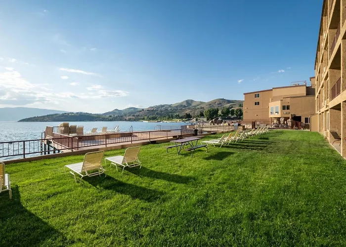 Grandview Lake - Waterfront View, Pool, Hot Tub, Golf, 1 Min To Downtown