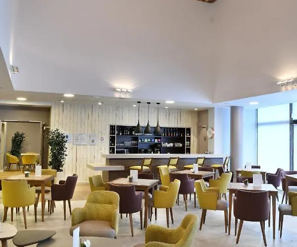 Aparthotel Domitys Les Raisins Bleus à Villiers-sur-Marne