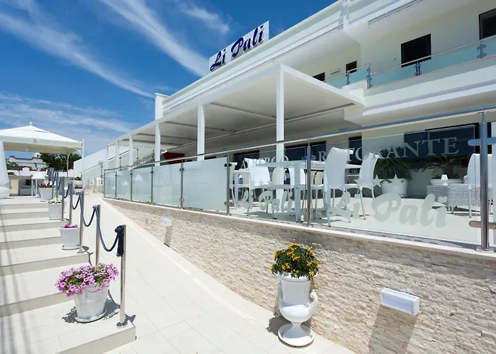 Li Pali Hotel & Restaurant