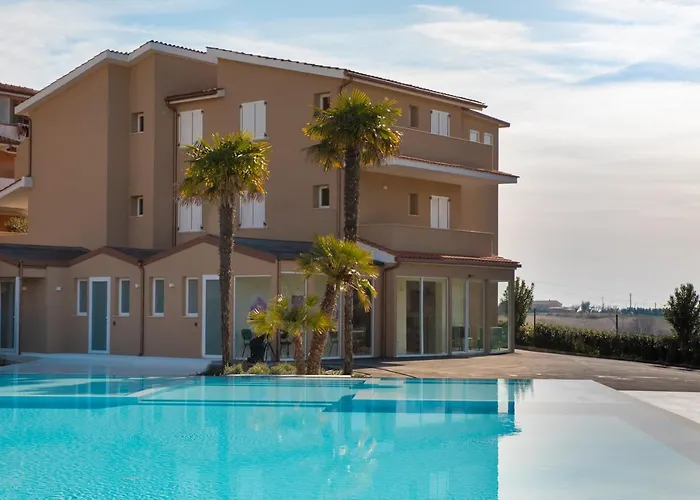 Pietra Bianca Hotel