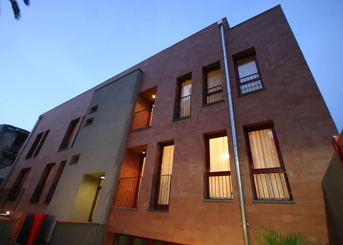 Re Martino Residence