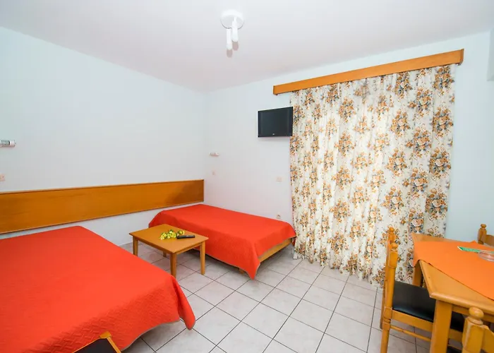Erato Studios & Apartments