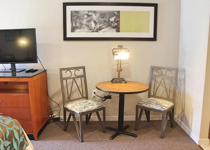 Bell & Main Alamosa Studio Suite-Walking Distance To Downtown