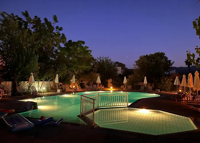 Theodorou Beach Hotel Apartments Psalidi 