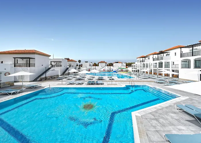 Broncemar Beach Suites