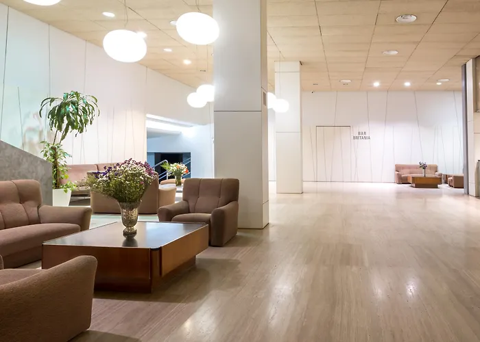 Hotel Izan Cavanna