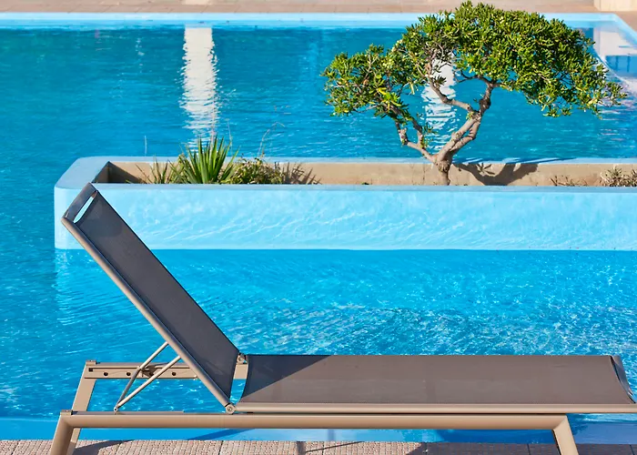 Mrs Chryssana Beach Hotel (Adults Only)