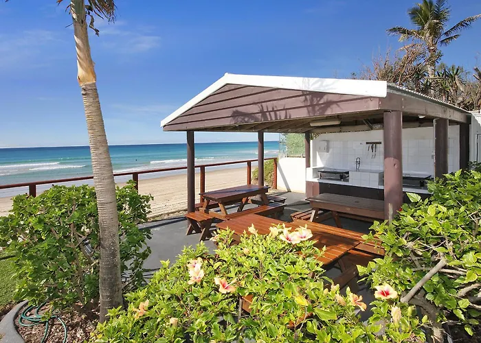 Spindrift On The Beach - Absolute Beachfront
