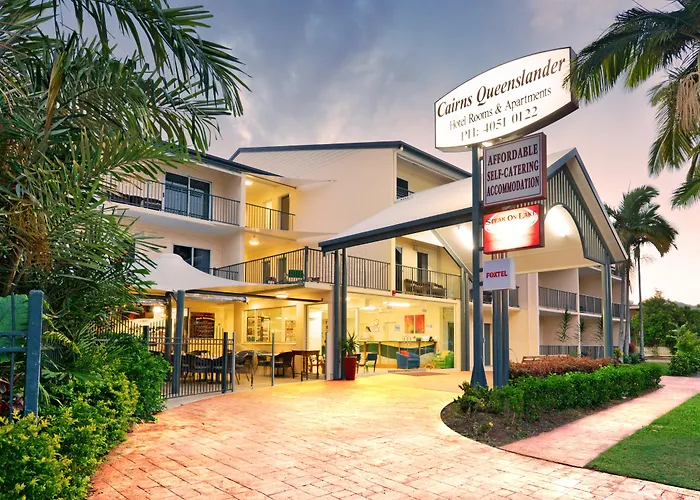 Queenslander & Apartments