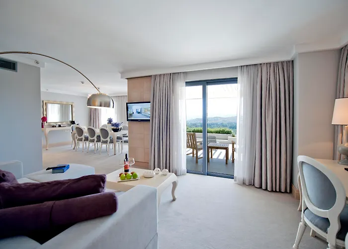Ramada Resort By Wyndham Bodrum
