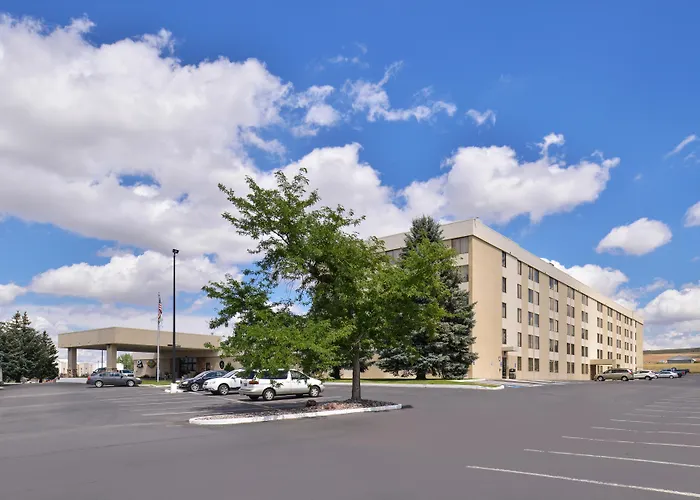 Ramada Plaza By Wyndham Sheridan Hotel & Convention Center