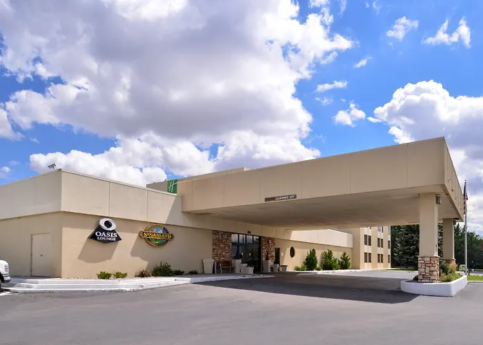 Ramada Plaza By Wyndham Sheridan Hotel & Convention Center
