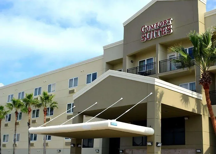 Comfort Suites Beachside
