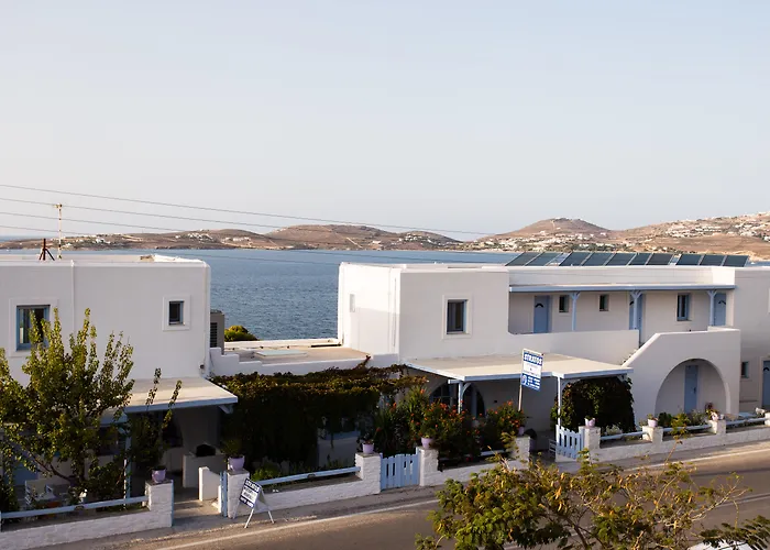 Stratos Apartments & Studios Parikia 