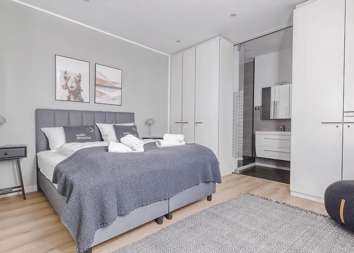 Limehome Reichsstädter Str.