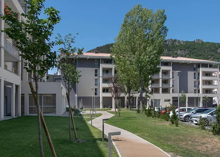 Résidence services seniors DOMITYS LES EAUX VIVES Digne-les-Bains