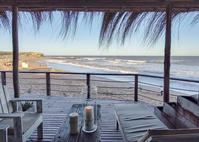 Playa Luna Roja