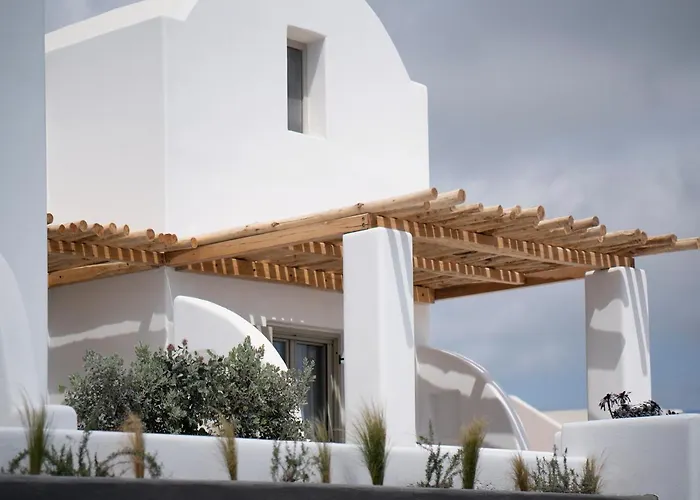 Aval All Suite Messaria 