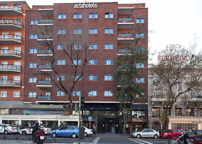 Hotel Acta Madfor