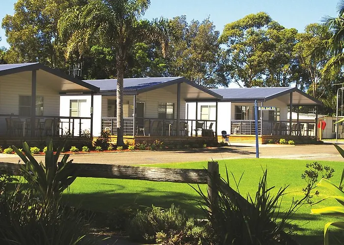 Smugglers Cove Holiday Village