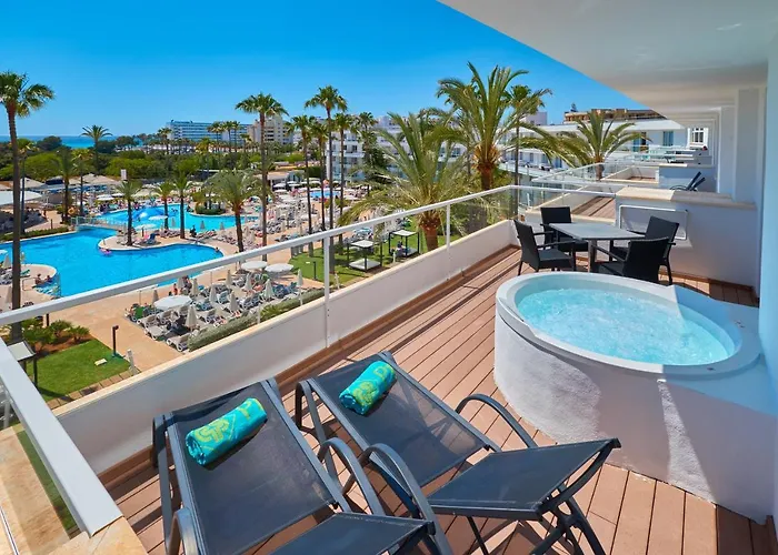 Protur Vista Badia Aparthotel Sa Coma 