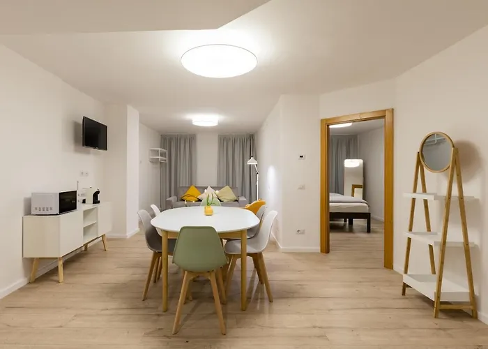 Mama Apartments