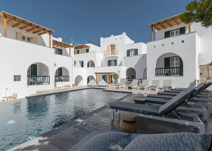 Spiros Aparthotel Naxos City