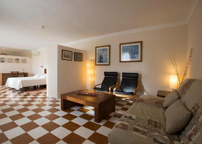 Hotel Cal Naudi