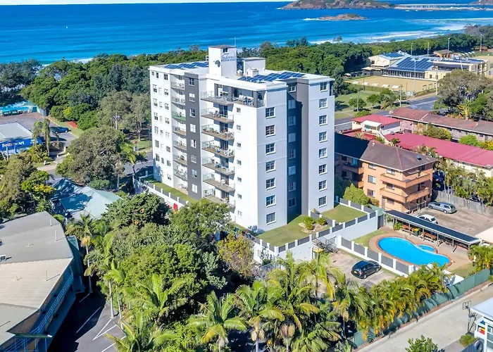 Tradewinds Apartments