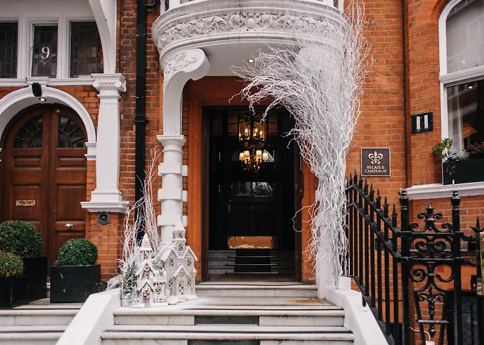 11 Cadogan Gardens And The Apartments