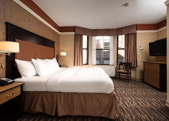 The Hotel At Fifth Avenue