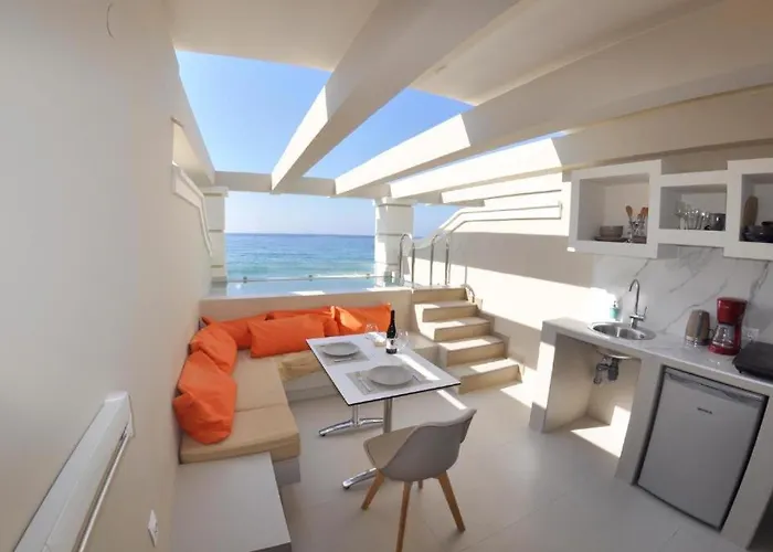 Agios Gordios Beach Resort