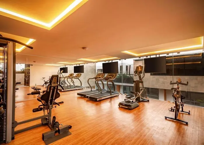 Shore At 46Th Luxury Condos