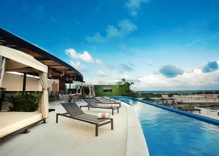 Shore At 46Th Luxury Condos