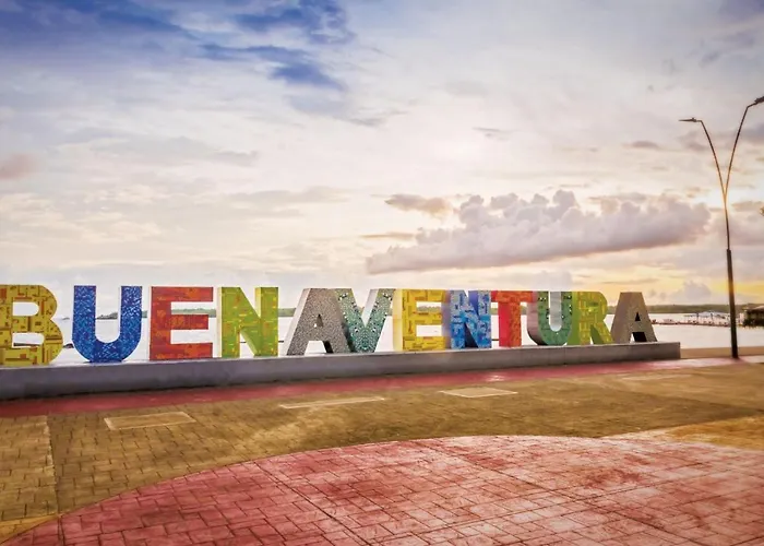 Edificio Regata INN Buenaventura