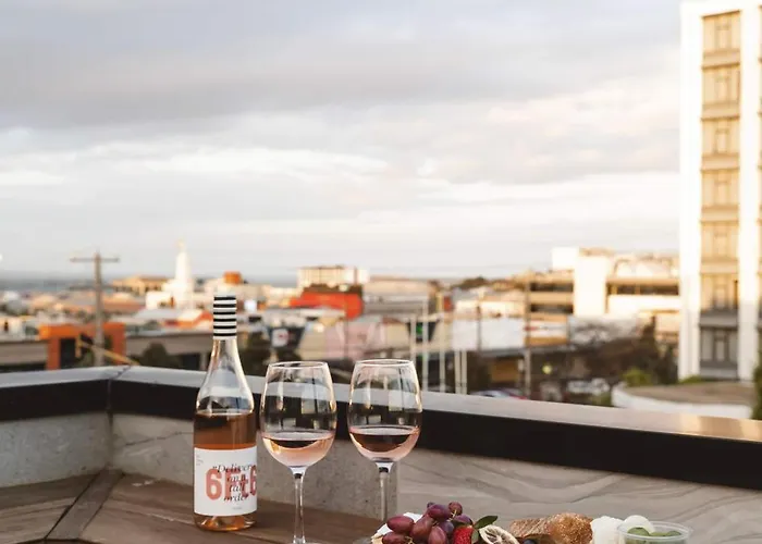 Timber Door Luxury Accommodation Geelong
