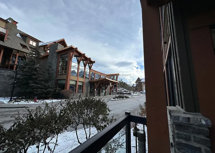Solara Escape - 2Br Retreat With Pool - Hot Tub - Gym - Spa