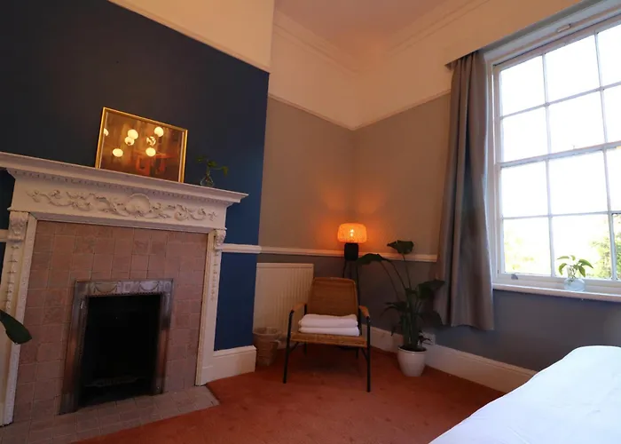 Mossley Hill Retreat