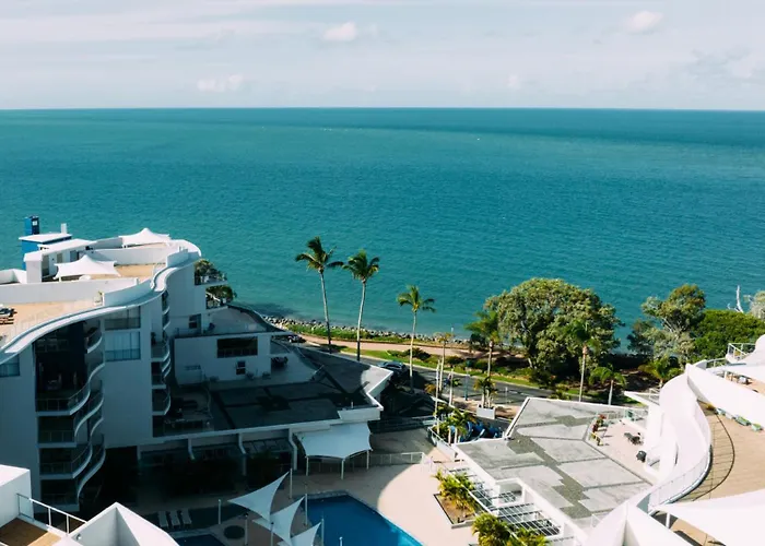 Oaks Resort And Spa