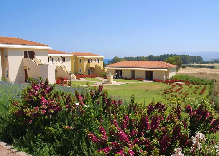 Akamanthea Holiday Village Polis