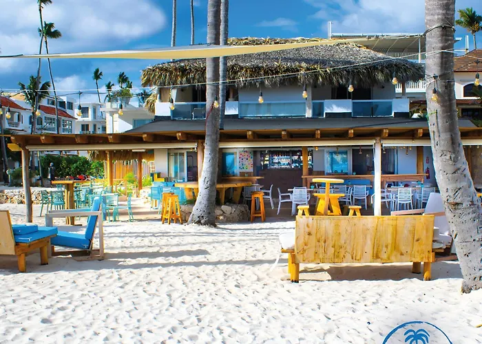 Las Terrazas Condo Beach - Los Corales Village