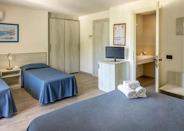 Hotel del Faro - Pugnochiuso Resort