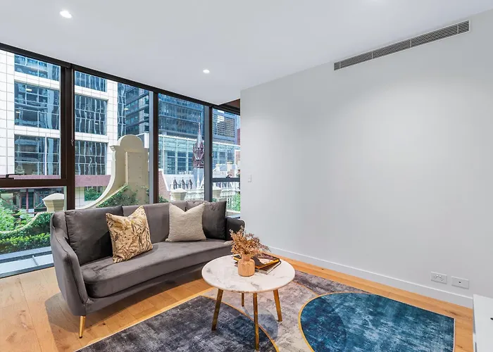 Collins House Apartments By Cllix