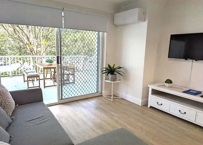 Bay Lodge Apartments