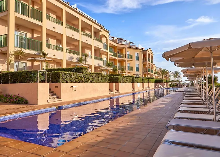 Aparthotel Zafiro Cala Mesquida