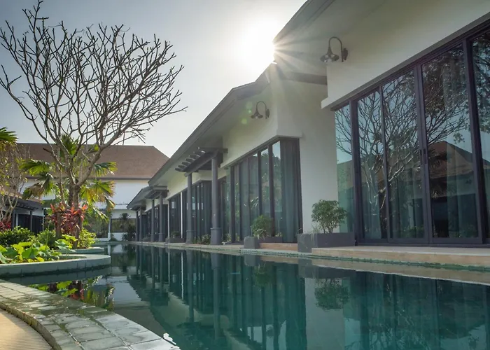 Tajh Pool Villas