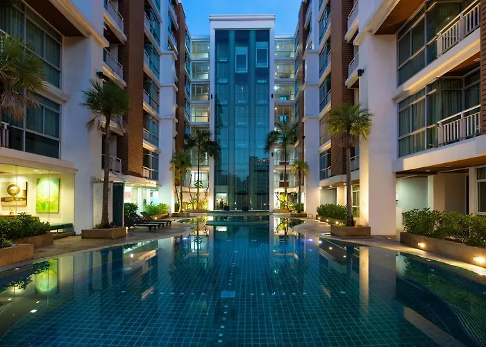Icheck Inn Residences Patong