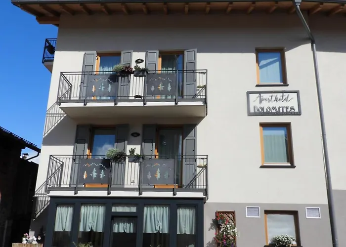 Aparthotel Dolomites Living&Relax Commezzadura