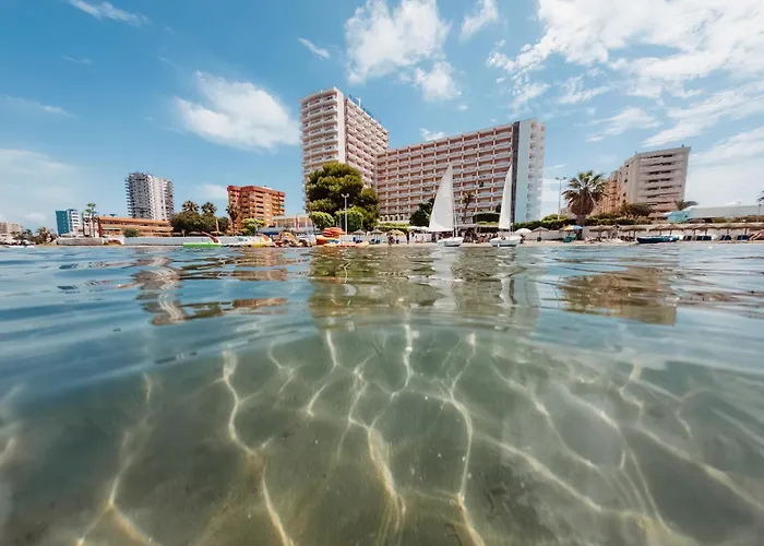 Hotel Izan Cavanna