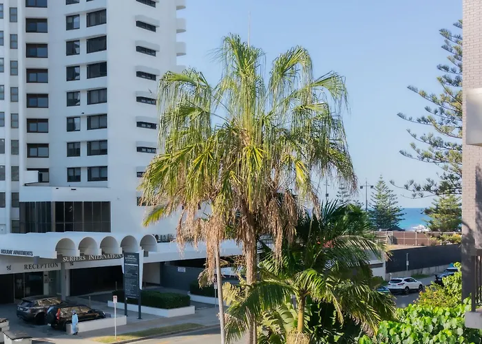 Trickett Gardens Holiday Inn